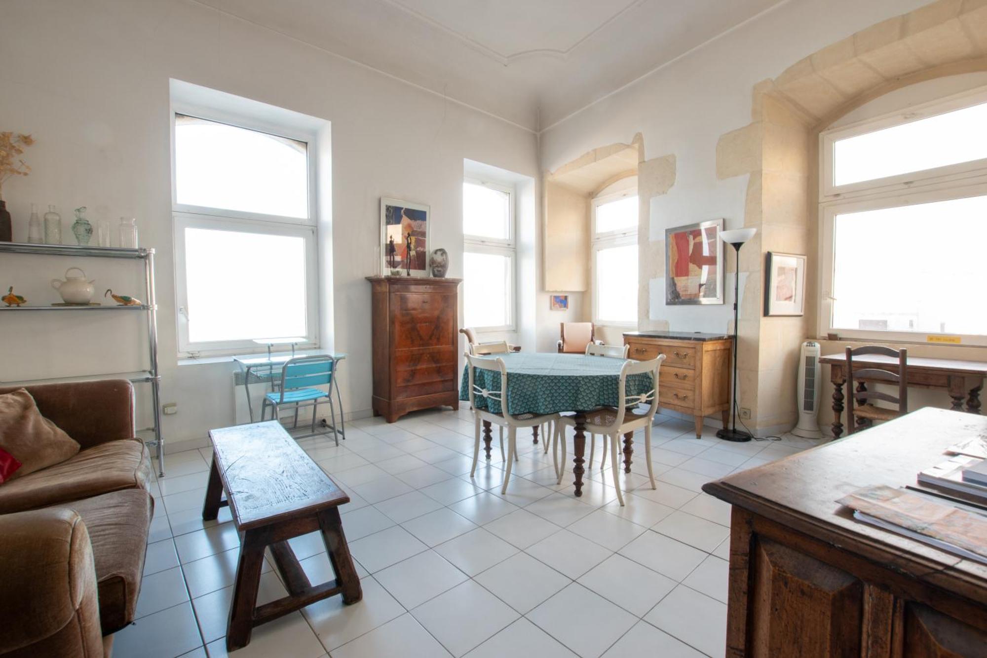Appartement Renne - Vue Imprenable Sur Le Rhone à Arles Extérieur photo